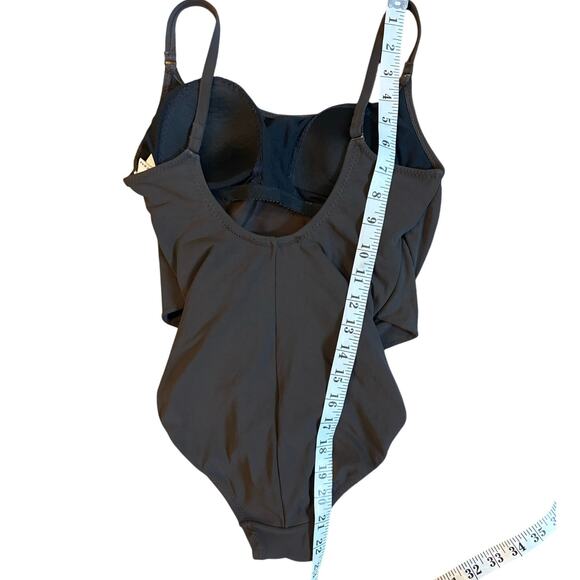 Robin Picone Womens Ruched Brown One Piece Swimsuit Bodysuit Size 6 EUC - Picture 4 of 6